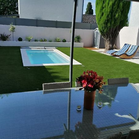 Bed and Breakfast Jas Dou Felibrige Puget-Ville Exterior foto